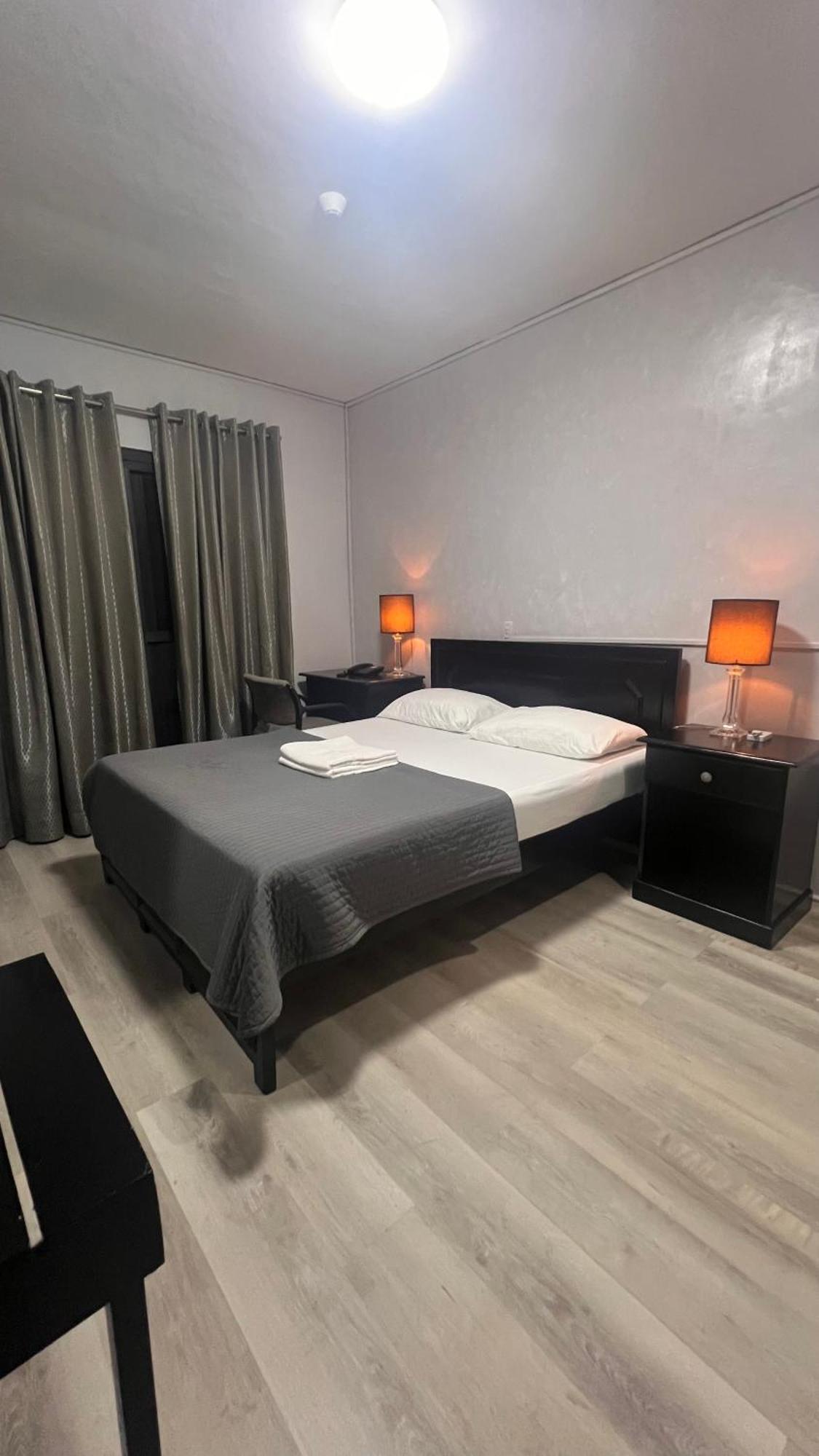 Hotel Capada セブ市 エクステリア 写真